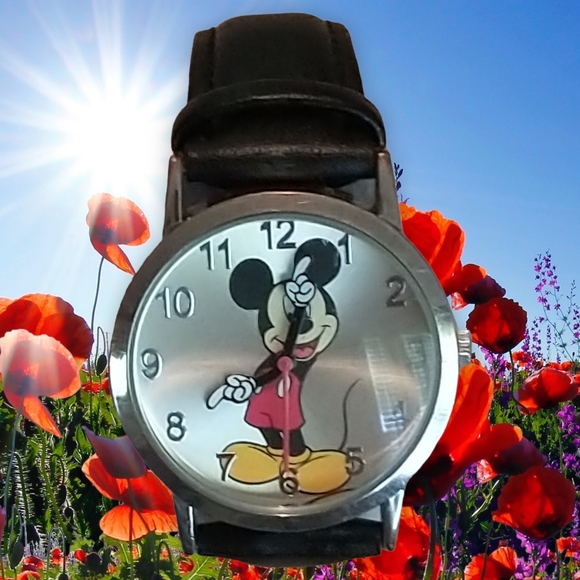 Mickey Mouse Watch - Picture 8 of 8